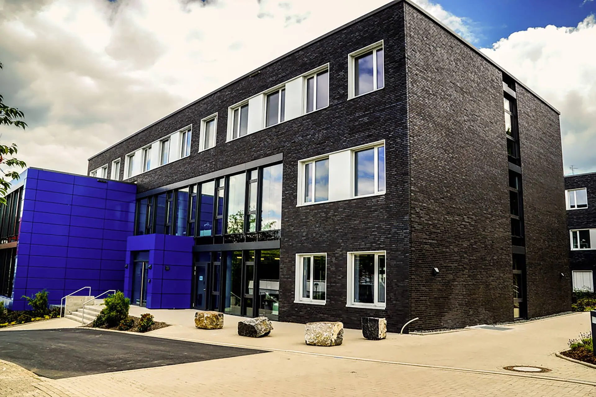 gebäude ln angela b topaz gigapixel 2x skalierung